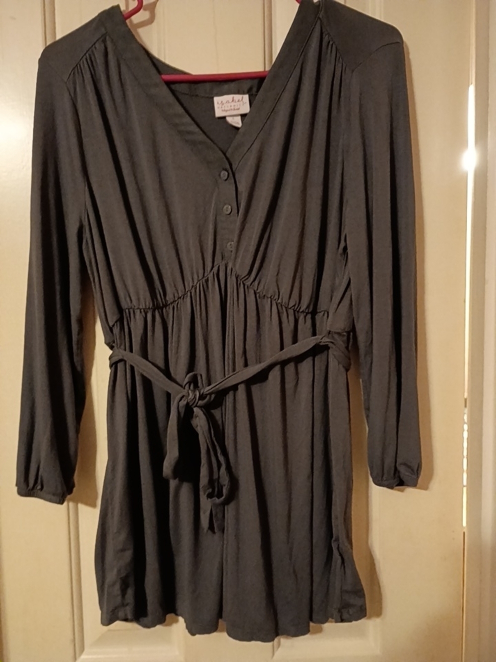 NWOT Maternity Gray V-Neck Long Sleeve Belted Tunic